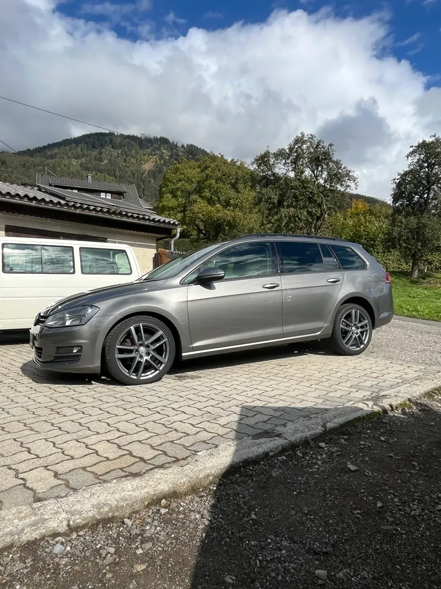 Volkswagen Golf 2014 photo 2