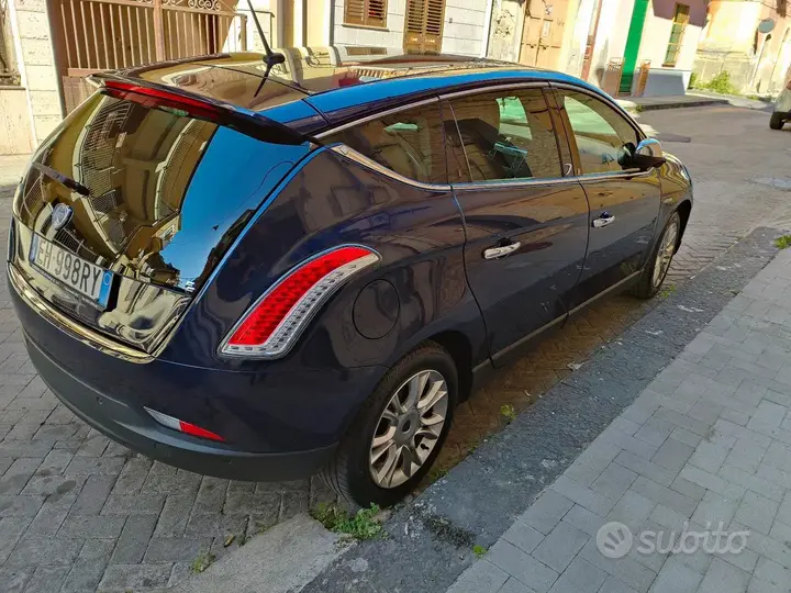 Lancia Delta