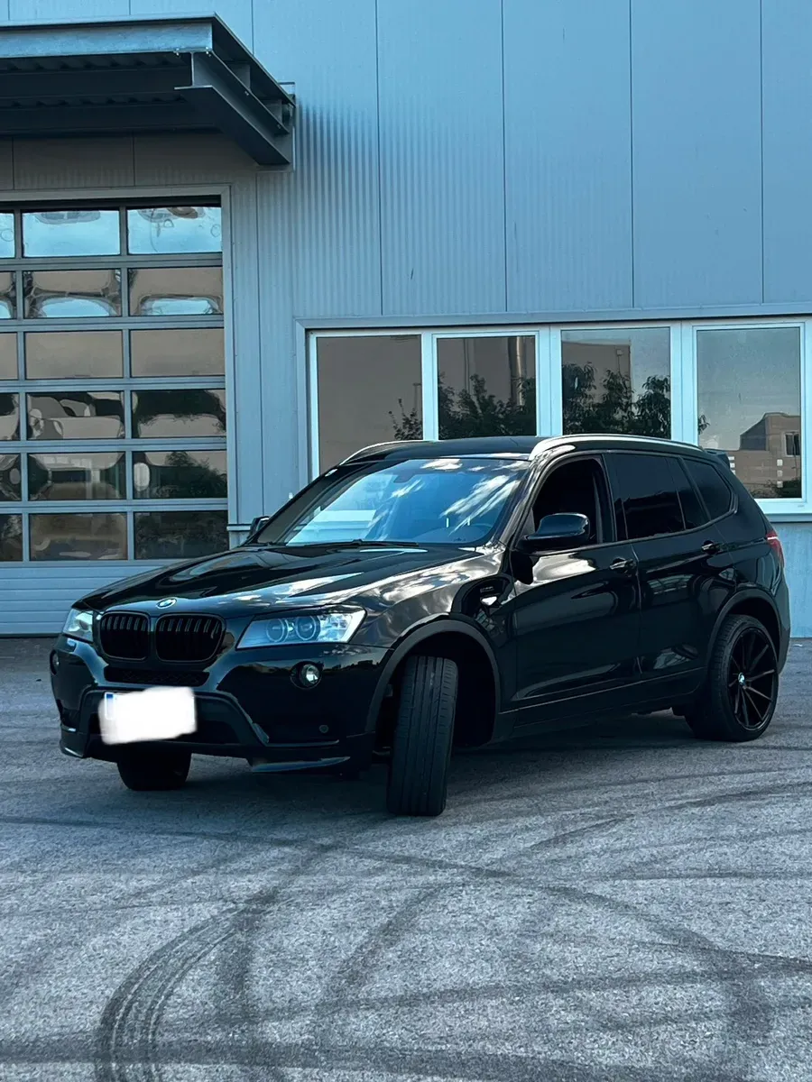 BMW X3 2013 photo 2