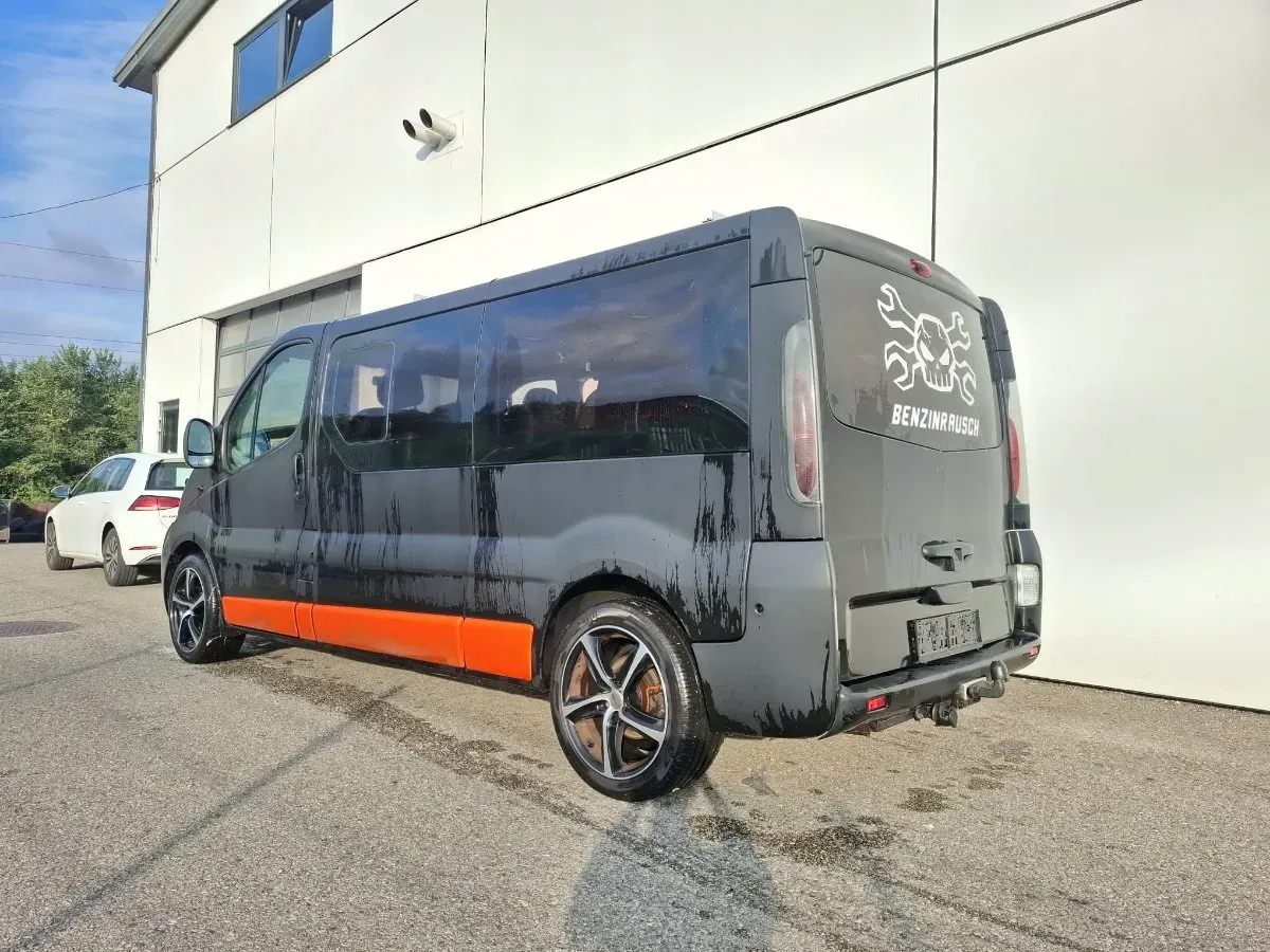Opel Vivaro 2005 photo 3