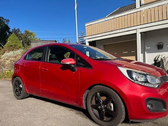 Kia Rio 2012 photo 2
