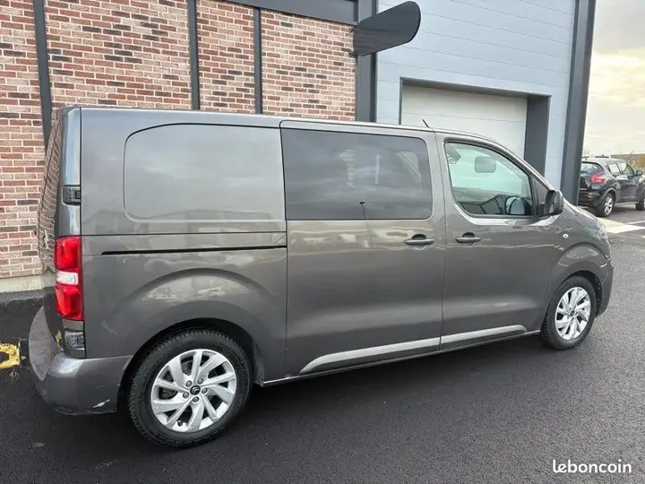 Citroen Jumpy 2018 photo 2