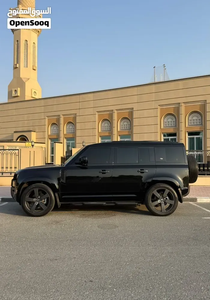 Land Rover Defender 2023 photo 3