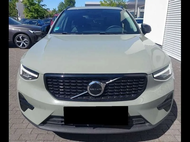 Volvo Xc40 2023 photo 2