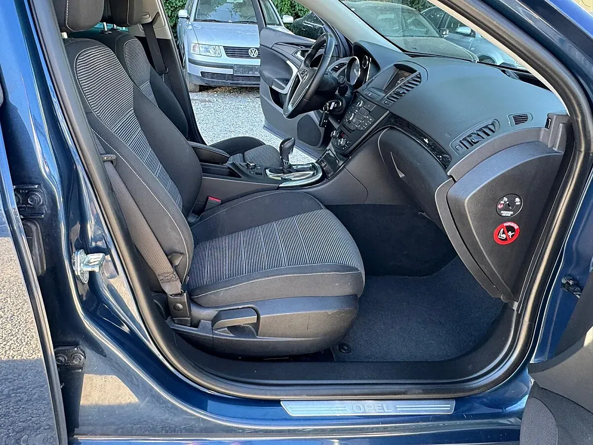 Opel Insignia 2012 photo 2