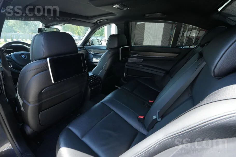 BMW 740D 2014 photo 5