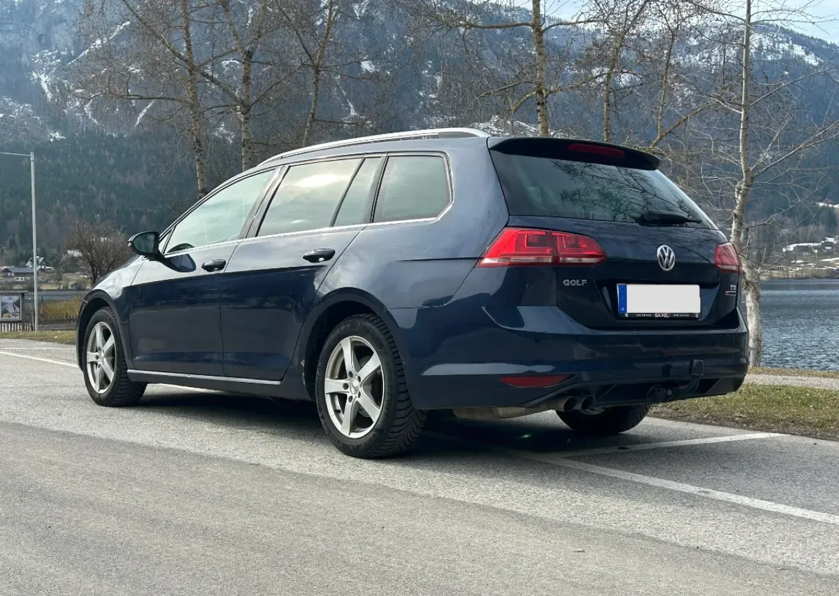 Volkswagen Golf Variant 2017 photo 2