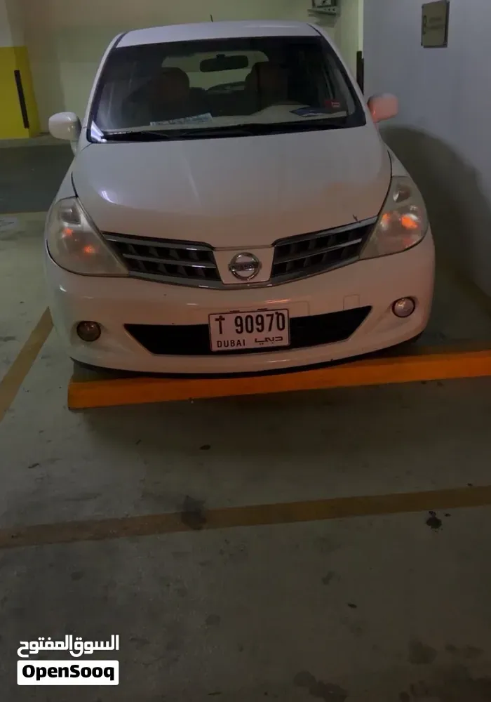 Nissan Tiida 2007 photo 3