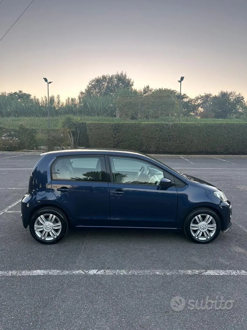 Volkswagen Up 2017 photo 3