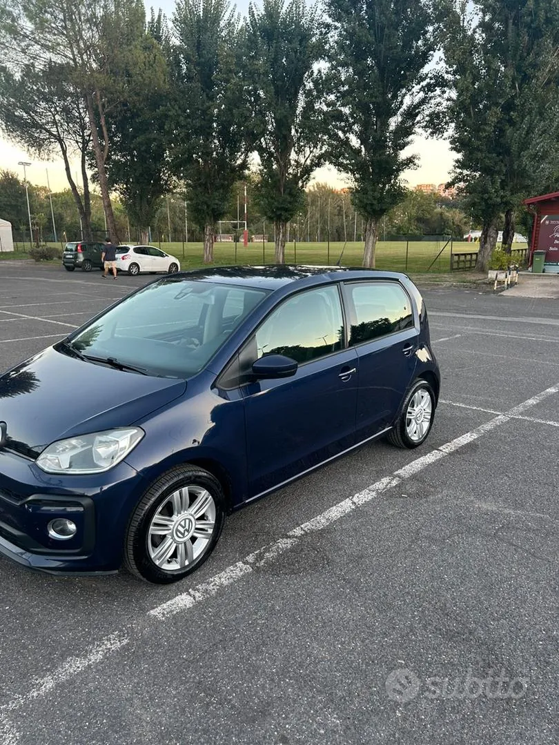 Volkswagen Up 2017 photo 4