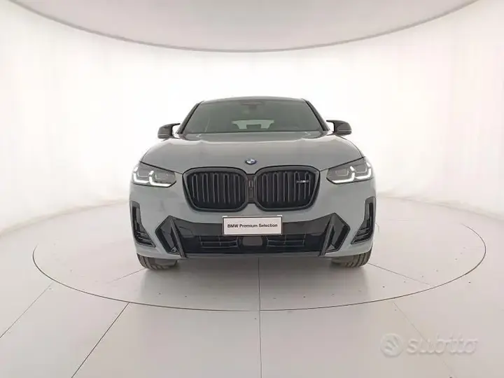 BMW X4 2022 photo 2