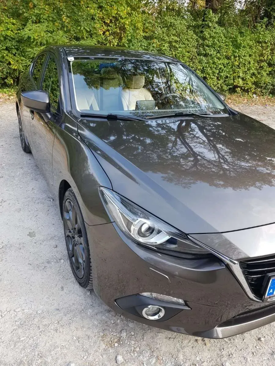 Mazda Mazda3 2015 photo 3