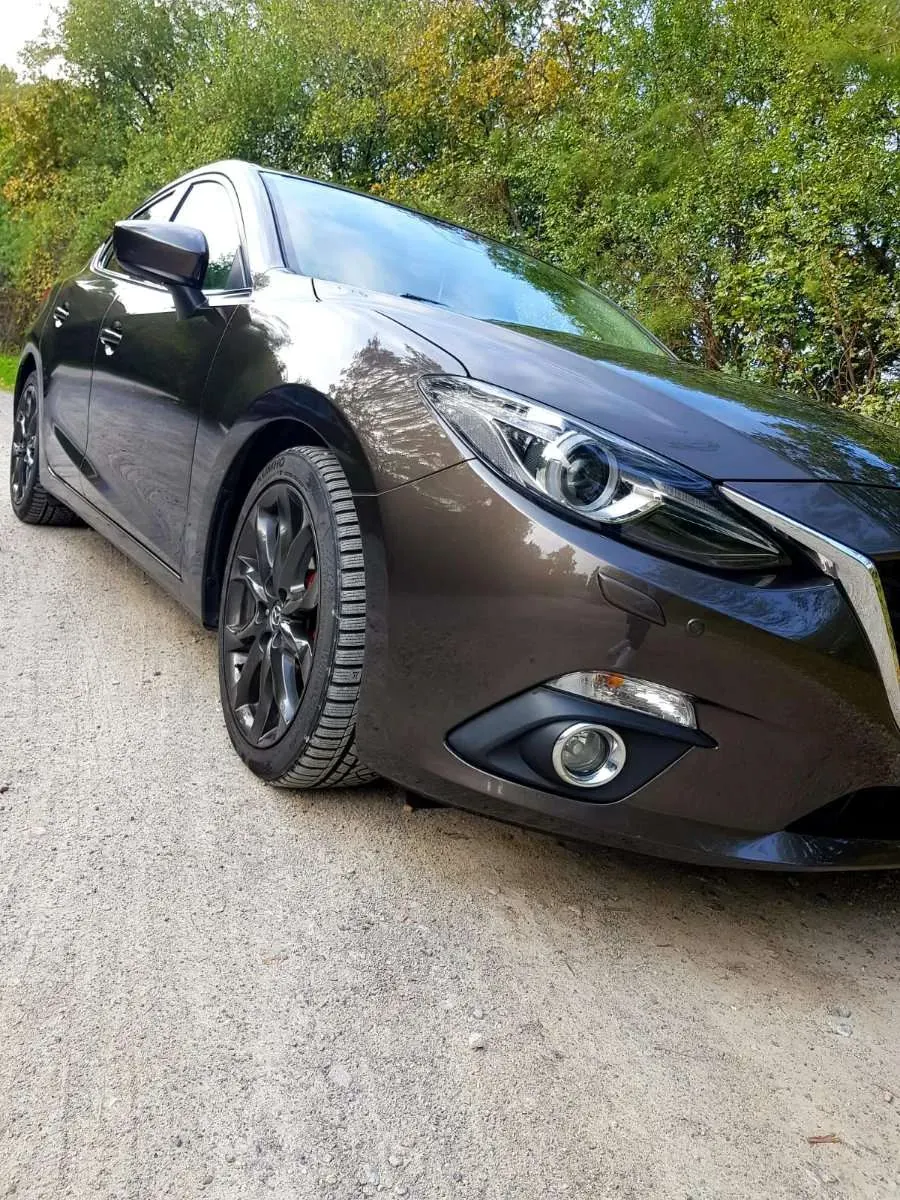 Mazda Mazda3 2015 photo 2