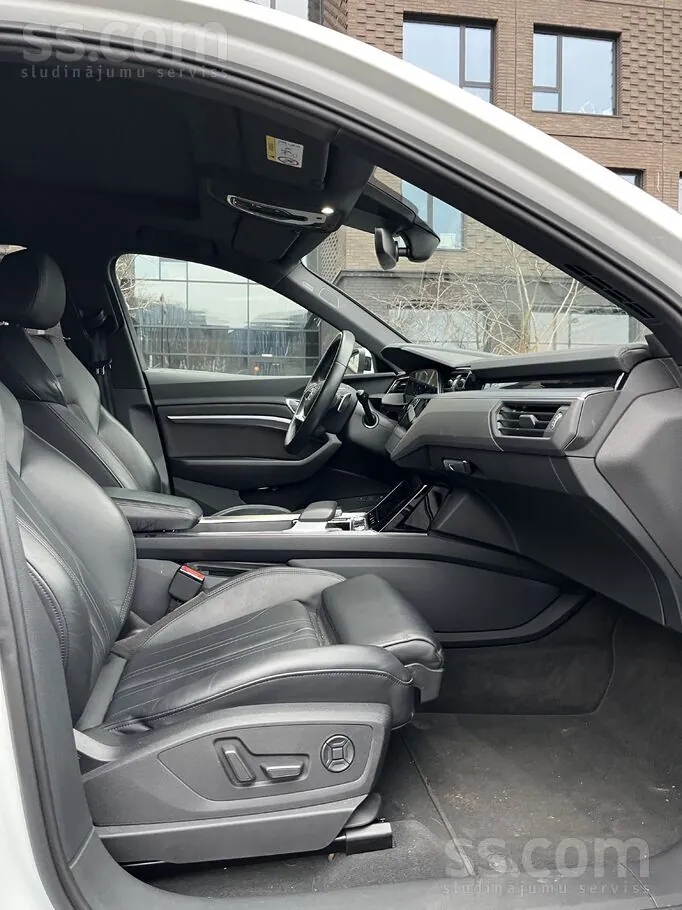 Audi E-Tron 2019 photo 5