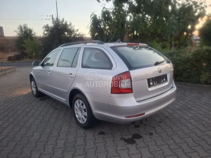 Skoda Octavia 2012 photo 5