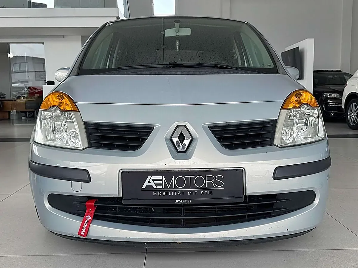 Renault Modus 2005 photo 2