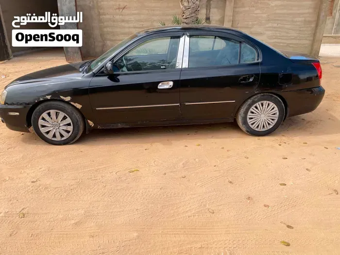 Hyundai Avante 2005 photo 3