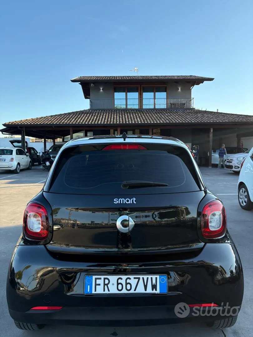Smart Forfour 2018 photo 5