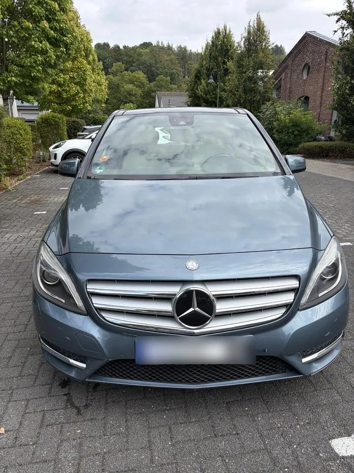 Mercedes-Benz B