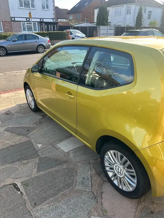 Volkswagen Up 2017 photo 4
