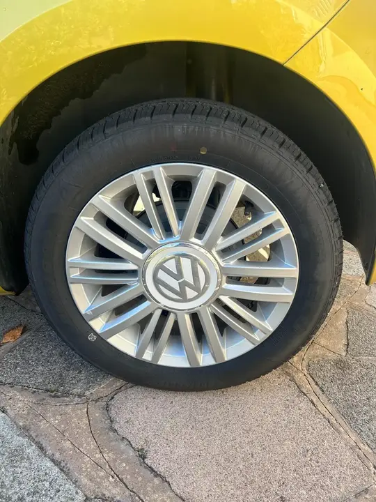 Volkswagen Up 2017 photo 5