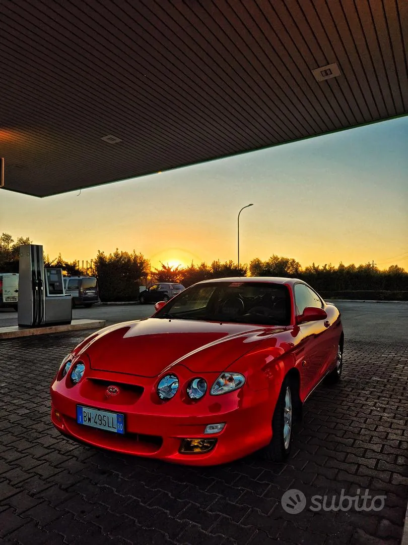 Hyundai Coupe 2001 photo 4