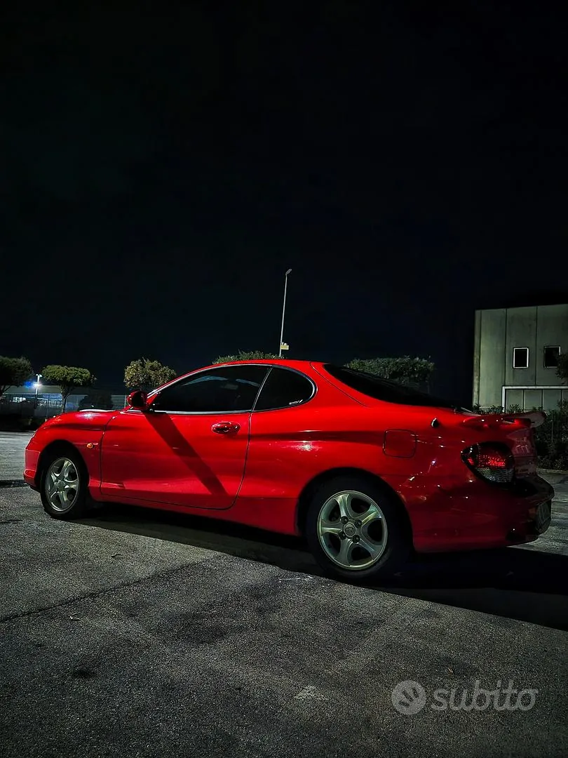 Hyundai Coupe 2001 photo 3
