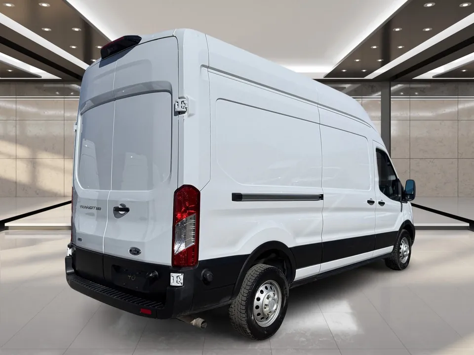 Ford Transit 2025 photo 3