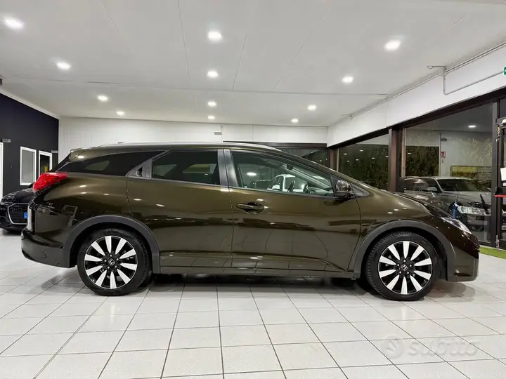 Honda Civic Tourer 2017 photo 4