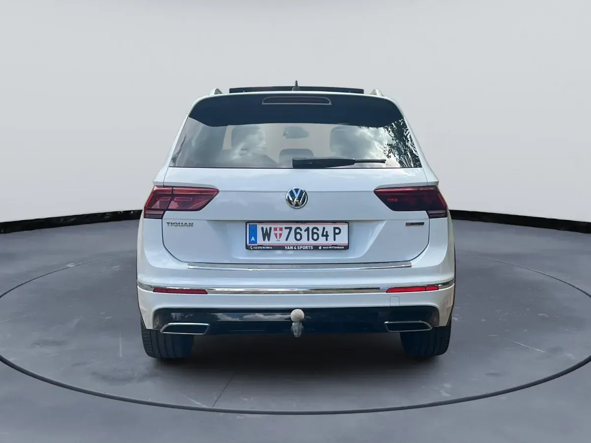 Volkswagen Tiguan 2018 photo 2