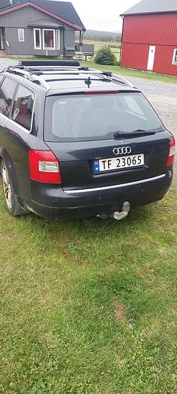 Audi A4 2004 photo 2
