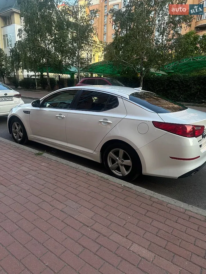 Kia Optima 2014 photo 4