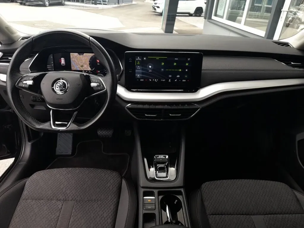Skoda Octavia 2023 photo 3