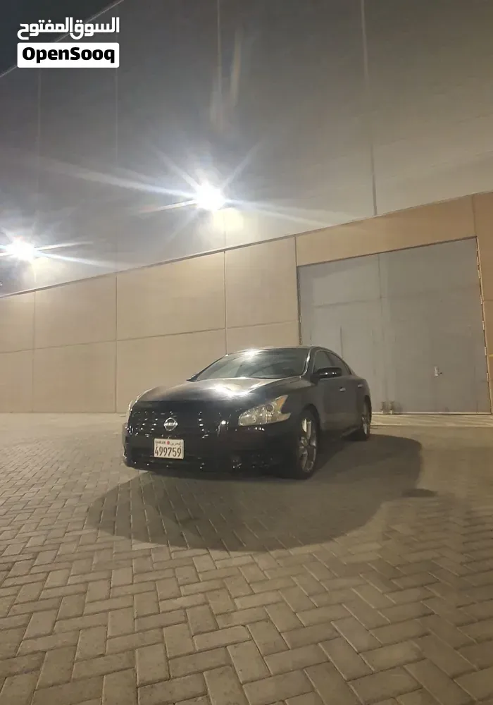 Nissan Maxima