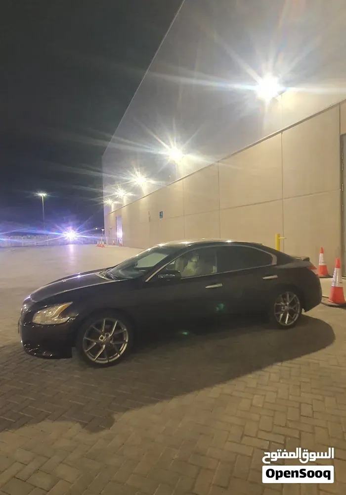 Nissan Maxima