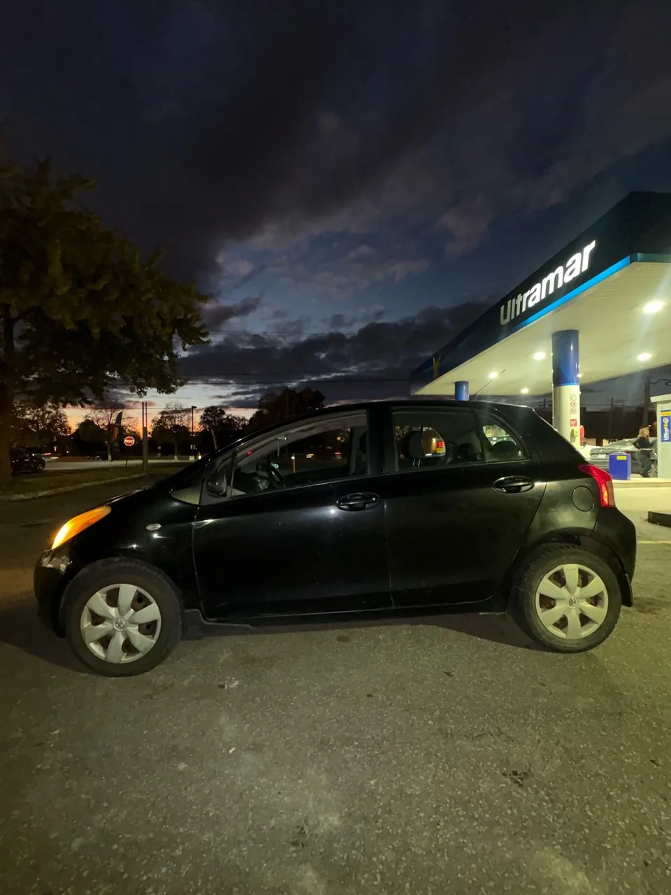 Toyota Yaris 2009 photo 2