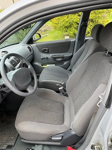 Hyundai Accent 2000 photo 5