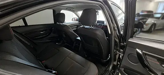 BMW 318D 2015 photo 5
