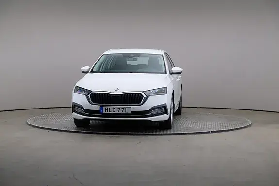 Skoda Octavia 2022 photo 3