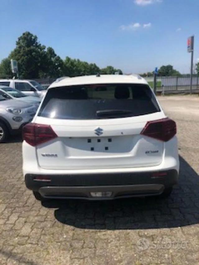 Suzuki Vitara 2023 photo 4