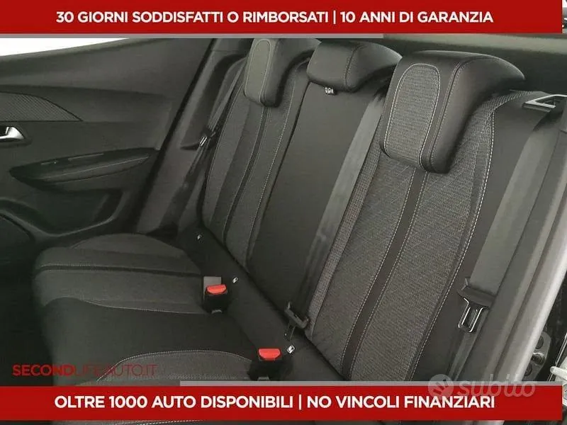 Peugeot 2008 2023 photo 5