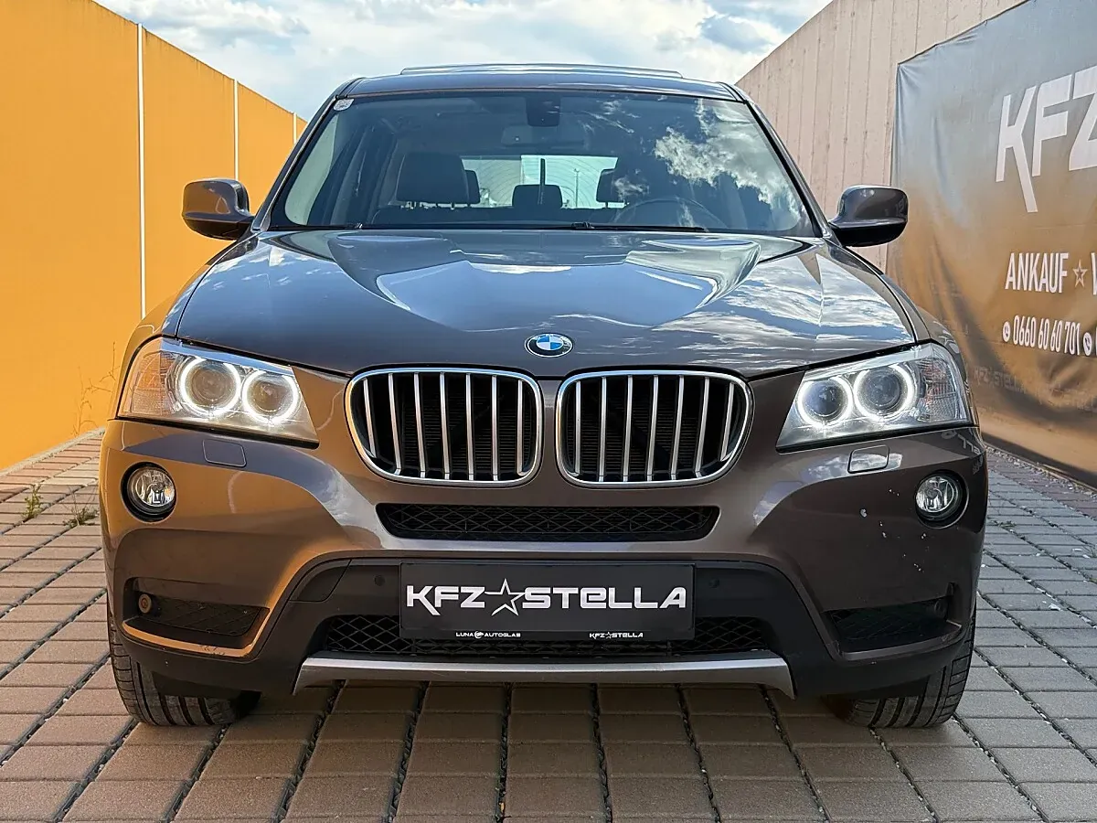 BMW X3 2012 photo 2