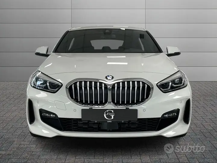 BMW 1 Series 2024 photo 4