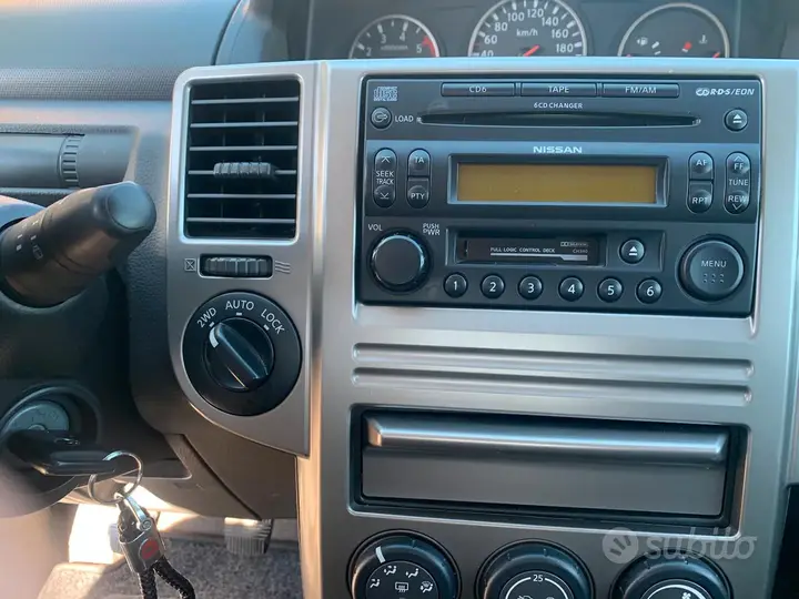 Nissan X-Trail 2005 photo 5