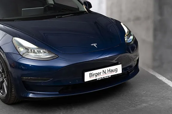 Tesla Model 3 2022 photo 3