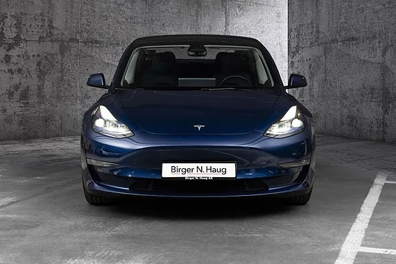 Tesla Model 3 2022 photo 4