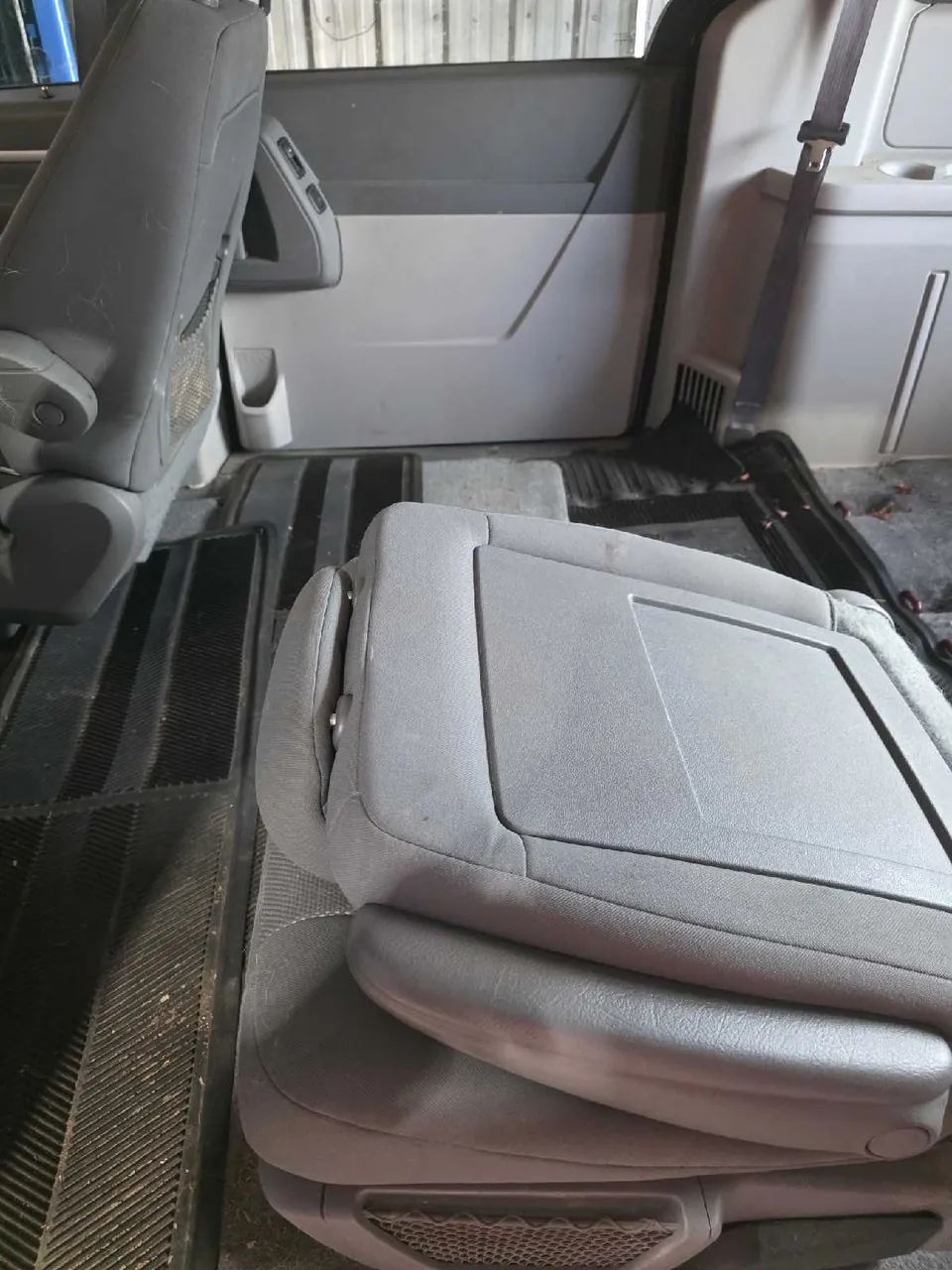 Dodge Grand Caravan 2009 photo 2