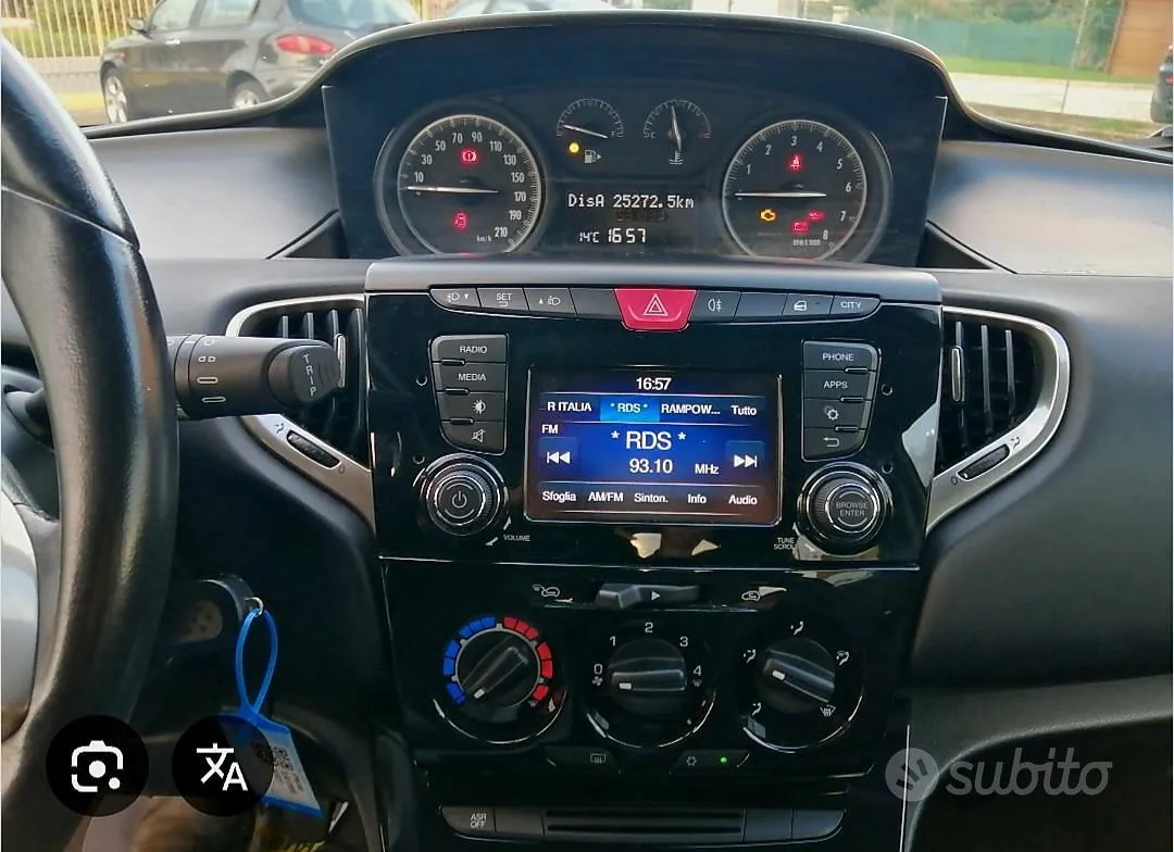 Lancia Ypsilon 2018 photo 5