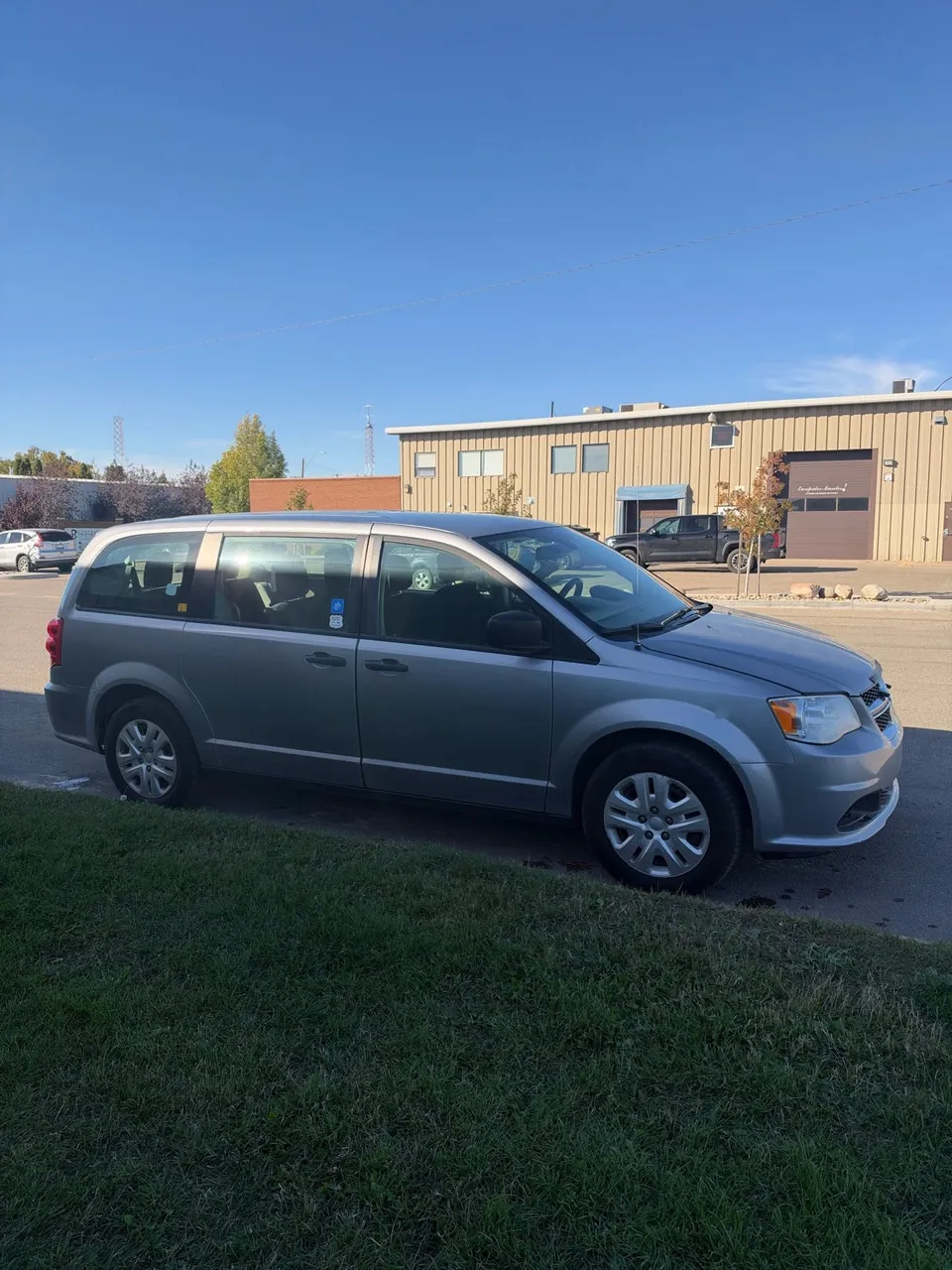 Dodge Grand Caravan 2018 photo 3