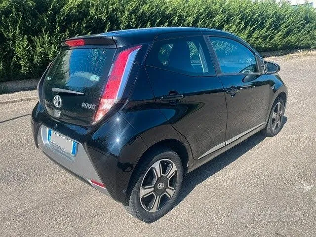 Toyota Aygo 2015 photo 3
